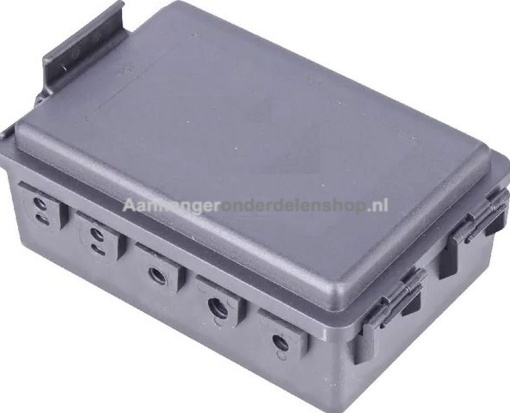 Afbeeldingen van Verdeeldoos Ifor Williams 10 x 8 polig