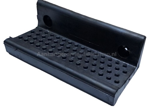 Afbeeldingen van Opstap Rubber 200 x 90MM Paardentrailer